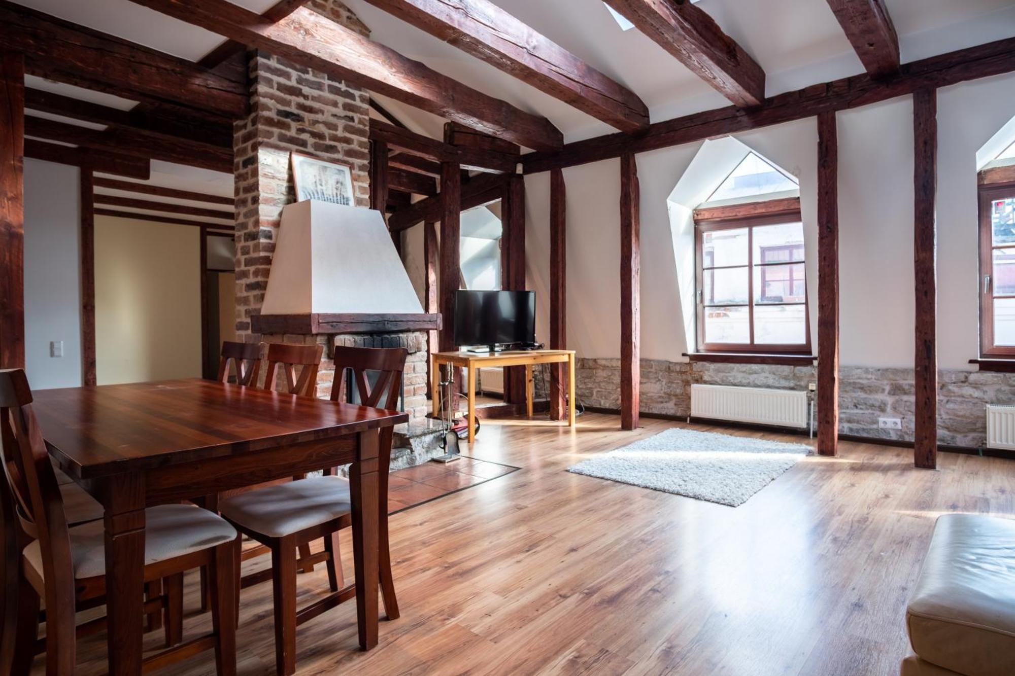 Dream Stay - Five Bedroom Penthouse In Old Town Tallinn Exterior photo
