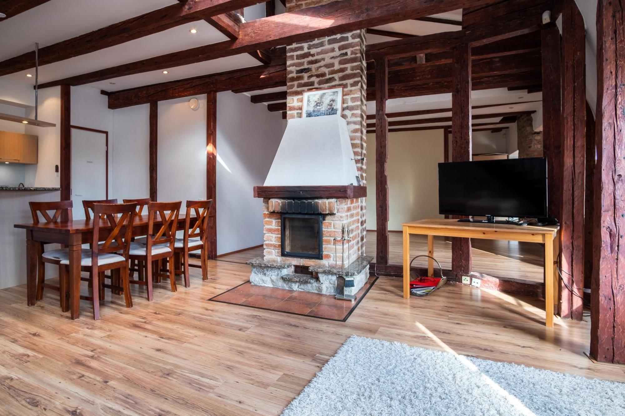 Dream Stay - Five Bedroom Penthouse In Old Town Tallinn Exterior photo